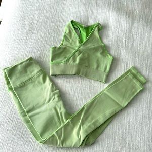 Fabletics 2 piece athletic set